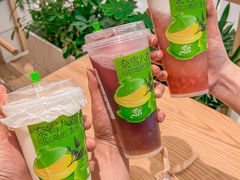 -奈雪的茶(M+世纪都会广场店)