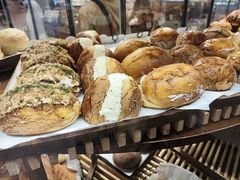 -CARINO BAKERY&CAFE(人广来福士店)