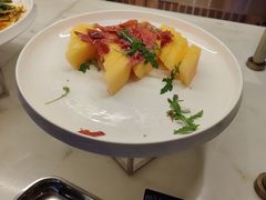 西班牙火腿配蜜瓜-云厨·高空西餐厅(成都瑯珀·凯悦臻选酒店)