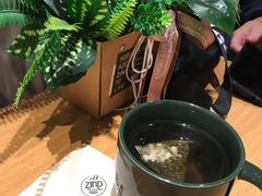 -ZING COFFEE 镜咖啡