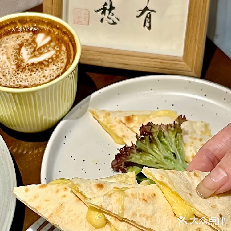 在细细间咖啡店食大大份𝐛𝐫𝐮𝐧𝐜𝐡🥪