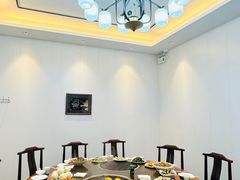 -铁锅炖灶台鱼老三炖鱼馆