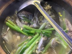 黄豆酱杂鱼煲-半岛私房菜(梅林店)