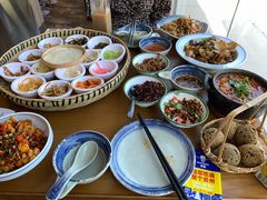 -包整·丝娃娃(一览甲秀楼风景店)