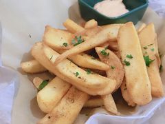 香辣薯条和泡菜酱-CHILLAX轻乐时(侨建·Hi City店)