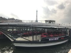 -Bateaux Mouches塞纳河游船