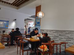 -黄阿姨锅贴大王(万航渡路店)