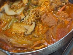 -青瓦餐厅·生鱼片·韩园烤肉(西塔店)