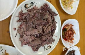 Torn Fragrant Pork
