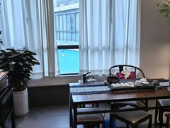-梅花香里大酒店(郁金香路店)