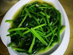 -怡园酒家(陈政路店)