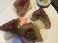 -大中华希尔顿酒店-念自助餐·嗨啤·小龙虾