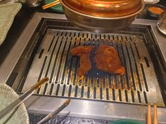 -臻牛烤肉