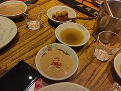 -老牌坊云南鱼豆花火锅(爱建店)