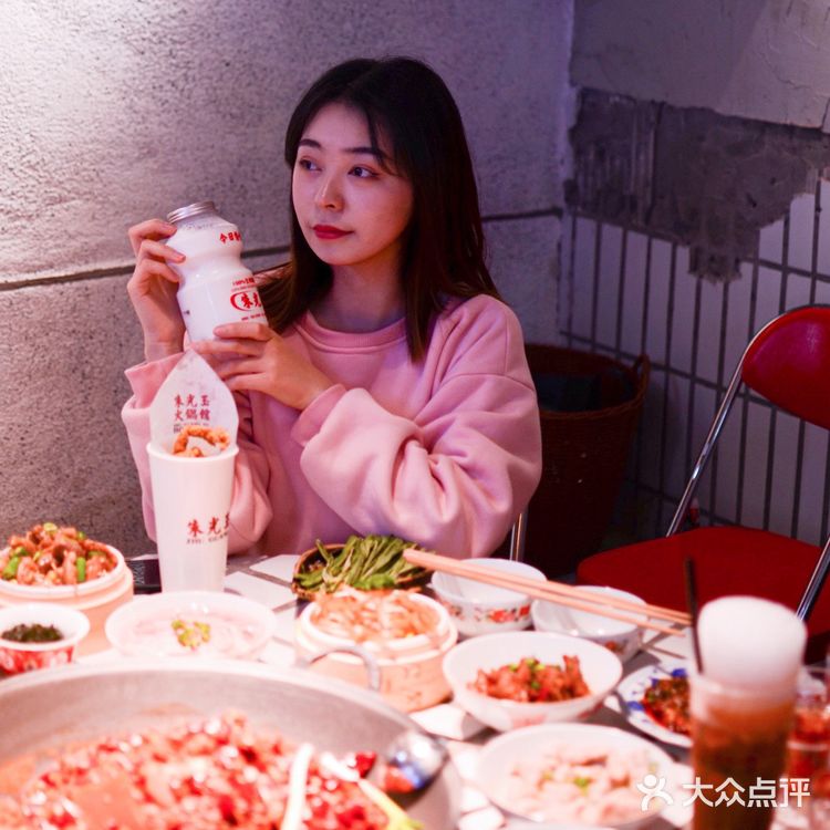 重庆探店|超高颜值又好吃的叙利亚风火锅店