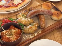 -城市大道红炉披萨烘焙坊