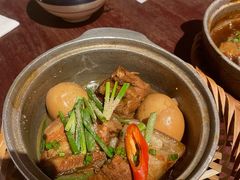 -Cục Gạch Quán