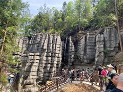 -梭布垭石林景区