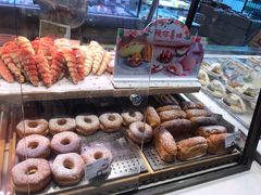-巴黎贝甜(大宁国际商业广场店)