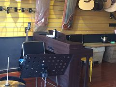 -艺桉余音琴行(火神庙分店)