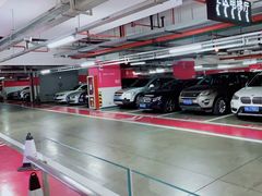 -万象城-停车场