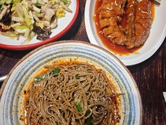 -蓝田九大碗民俗食府(蓝田店)