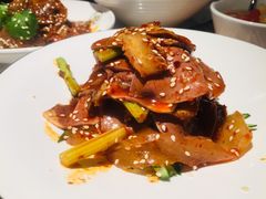 -江渔儿酸菜鱼·拔草餐厅(虎门君乐汇店)