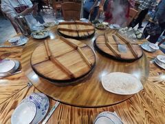 -老关东铁锅炖(上游街店)