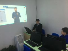 -童程童美·信息学竞赛·乐高机器人编程(长宁来福士校区)