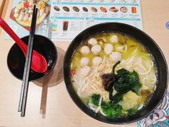 -灵芝妹子海鲜米线(凯德和平广场店)