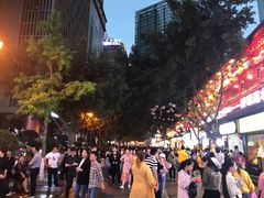 -八一好吃街·高品美食广场