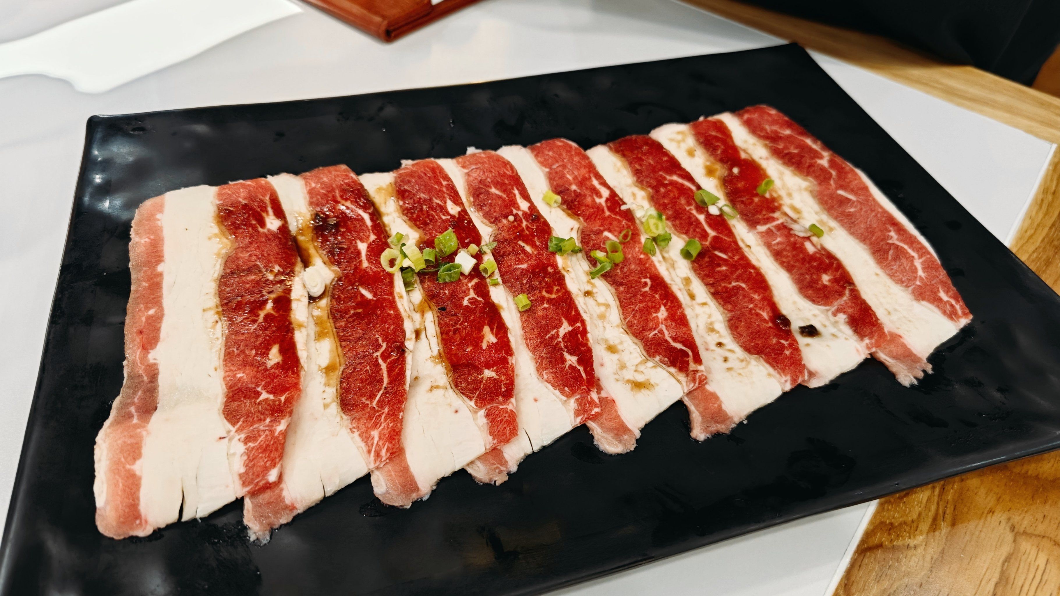 n因为娃喜欢吃牛肉,每次回建湖都会找牛肉相关的,这次点的雪花牛小