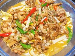 鸡汁菌菇碳烧蛙-辣得叫湘菜(四明店)