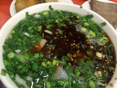 -牛一嘴·兰州牛肉面·大盘鸡(财富中心店)