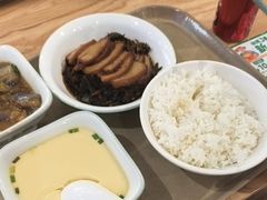 -老乡鸡(融科天地店)