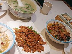 -丁里羊肉小镇(天鹅湖总店)