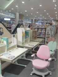 -孩子王童乐园(唐山万达广场店)