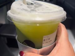 -喜茶(上海北外滩来福士店)