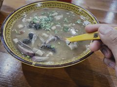 -京容合·老北京烧饼夹肉(珠江八区店)