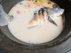 -泸沽肴(泸沽湖大洛水村农村信用社旁店)