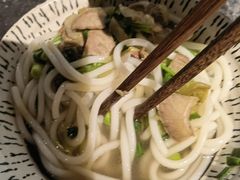 花溪牛肉粉-泉味道贵州厨房(三里河店)