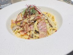 -露露家咖啡店