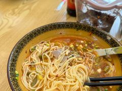 -肇兴特色牛肉粉