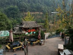 -楠柏弯休闲山庄(梨花溪店)