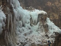 -大平台龙居瀑布旅游区