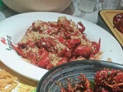 -肥肥虾庄·金牌油焖大虾(首义路店)