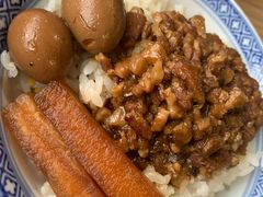 台湾卤肉饭-雷泰泰台式胡椒虾(滨江金铂湾店)
