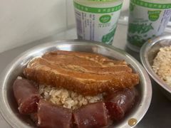 -梁阿婆廿年老牌扣肉糯米饭