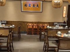 -湘力力小院·鱼汤泡饭(枫林路店)