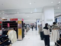 -优衣库(郑州二七万达广场店)